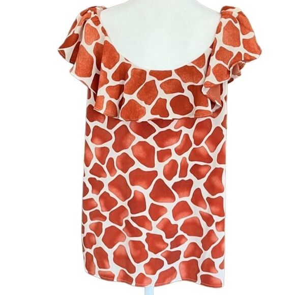 Ann Taylor Giraffe Print Mixed Media
Ruffle Neck Shell, size L - Picture 7 of 9